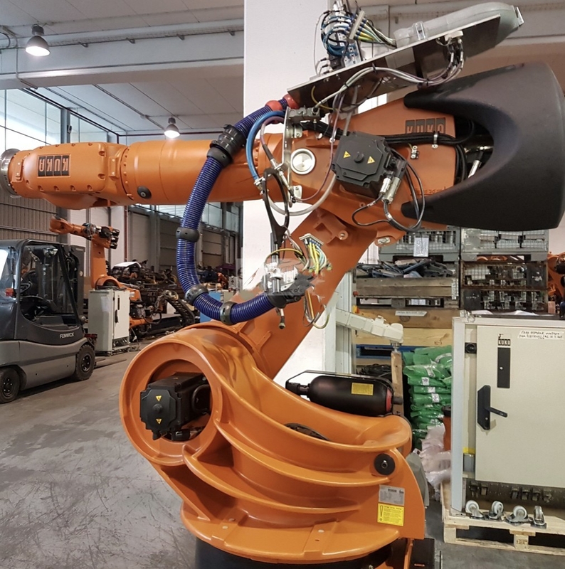 Brazo del robot del Kr 500 6 AXIS de Kuka para los componentes pesados grandes de fabricación de la manija 500kg