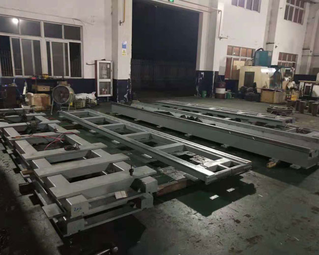 CNC linear del carril del robot ajustable que empalma para el carril semicerrado en ambientes duros