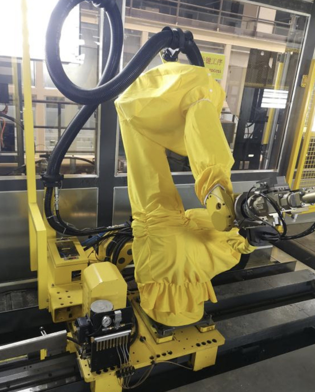 Las cubiertas protectoras del robot de la prenda impermeable adaptan resistente a la corrosión para el taller de limpieza