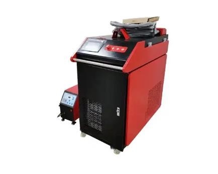 Corte de acero inoxidable automático del amo de la mano del robot de la soldadora de laser del punto que limpia 3 en 1 2000w
