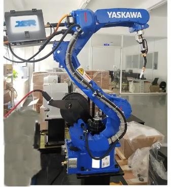 Máquina industrial AR1440 del robot de la soldadura al arco del tubo de AXIS del sistema 6 del robot de soldadura de laser de Yaskawa