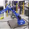 6 Brazo robótico de Aixs Yaskawa GP180-120 con cerca de seguridad personalizada CNGBS como robot de paletización