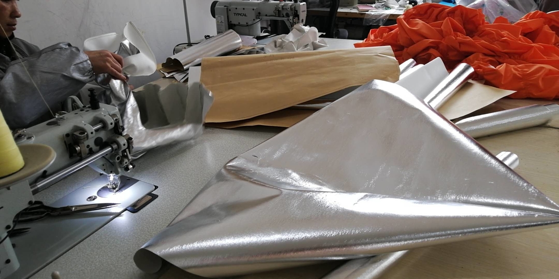 Cubiertas de armaduras robóticas eficientes con tamaño de paquete único 40X35X20 Cm incluida la cubierta de polvo
