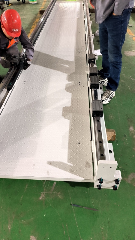 Instalación en tierra Robot Equipo ferroviario lineal Carga 2000kg Y trazo efectivo personalizable