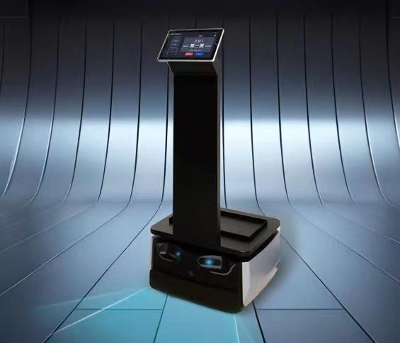 Robot móvil autónomo AMR con capacidad de 16AH y velocidad máxima de marcha de 1,2 m/s