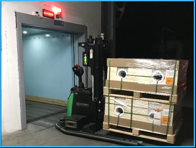 Batería de fosfato de aluminio de hierro AGV 2 horas de carga Vehículo guiado automático 24 horas de resistencia